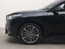 BMW iX2 (2026) thumbnail 4