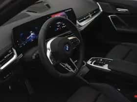 BMW iX1 (2026) thumbnail 9