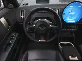 MINI Countryman (2024) thumbnail 3