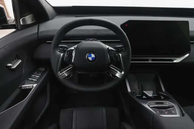 BMW iX3 (2026) thumbnail 3