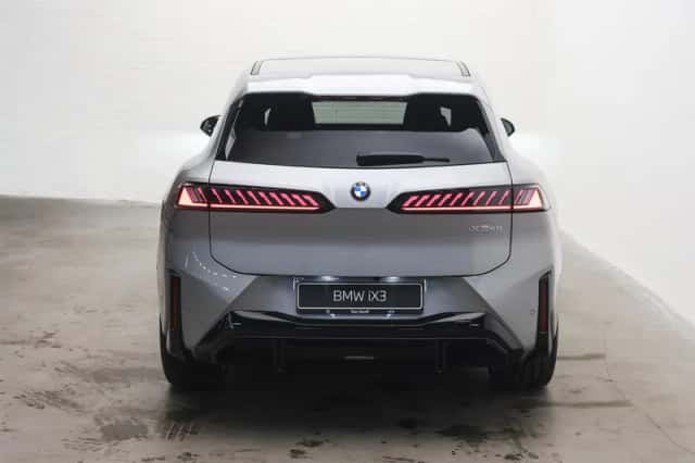 BMW iX3 (2026) thumbnail 6