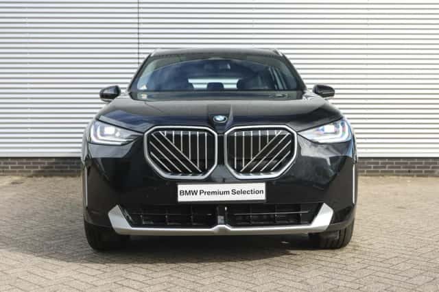 BMW X3 (2025) thumbnail 4