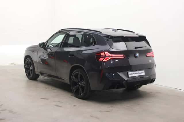 BMW X3 (2024) thumbnail 2