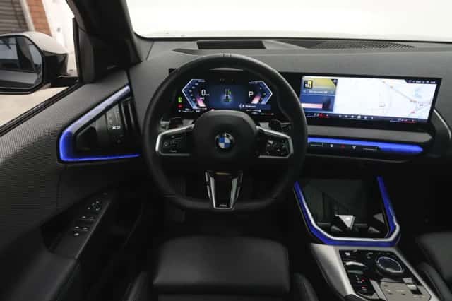 BMW X3 (2024) thumbnail 3