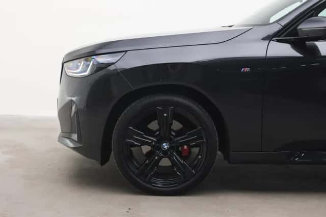 BMW X3 (2024) thumbnail 4