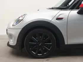 MINI Hatchback (2019) thumbnail 5