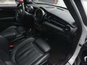 MINI Hatchback (2019) thumbnail 9