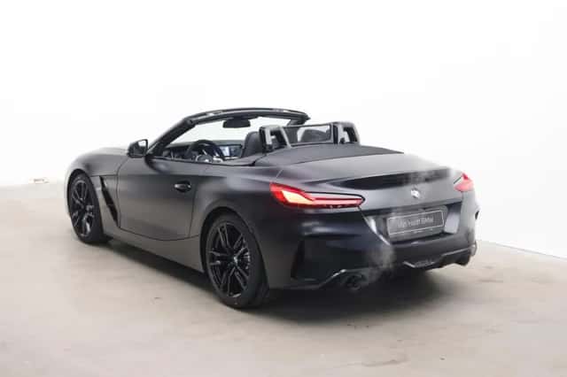 BMW Z4 (2026) thumbnail 2