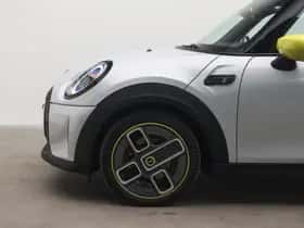 MINI Electric (2022) thumbnail 4