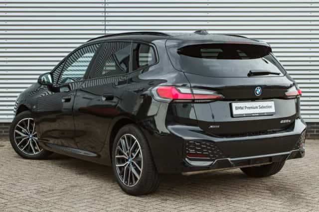 BMW 2-Serie (2025) thumbnail 2