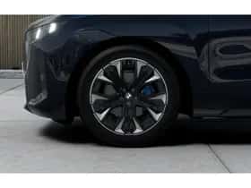 BMW iX (2026) thumbnail 6