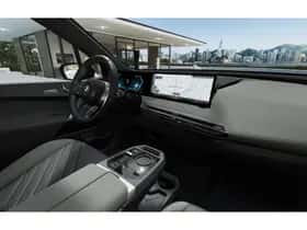 BMW iX (2026) thumbnail 8