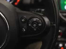MINI Cabrio (2019) thumbnail 16