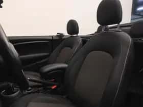MINI Cabrio (2019) thumbnail 8
