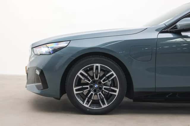BMW 5-Serie (2025) thumbnail 4