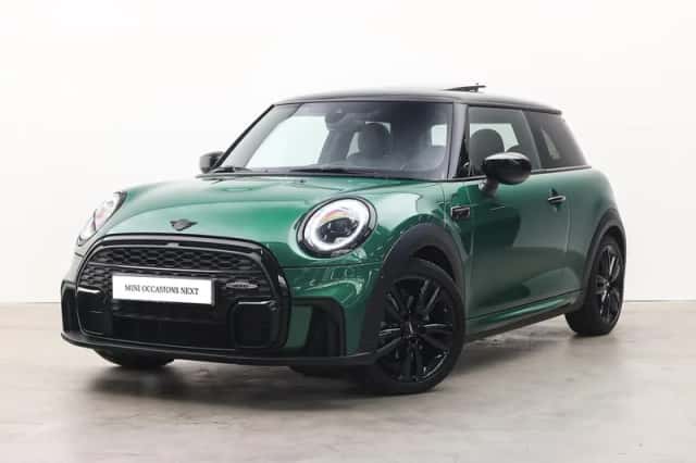MINI Hatchback (2023) thumbnail 1
