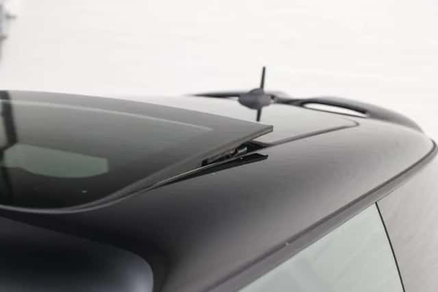 MINI Hatchback (2023) thumbnail 4