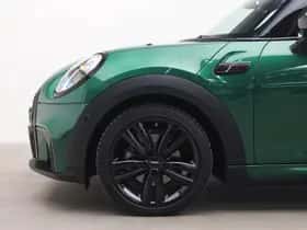 MINI Hatchback (2023) thumbnail 5