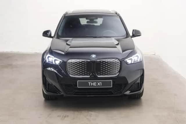 BMW iX1 (2026) thumbnail 6