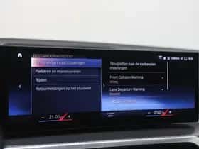 BMW i4 (2023) thumbnail 26
