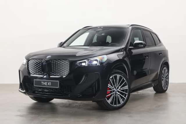 BMW iX1 (2026) thumbnail 1