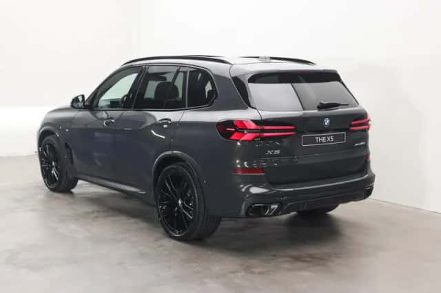 BMW X5 (2026) thumbnail 2