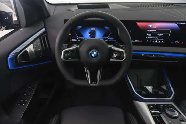 BMW X3 (2026) thumbnail 3
