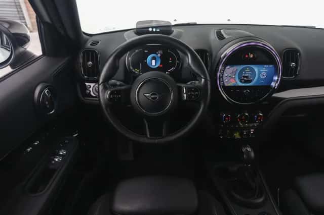 MINI Countryman (2022) thumbnail 3
