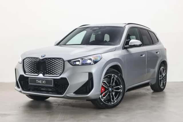 BMW iX1 (2026) thumbnail 1