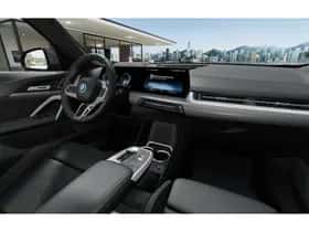 BMW iX1 (2026) thumbnail 8