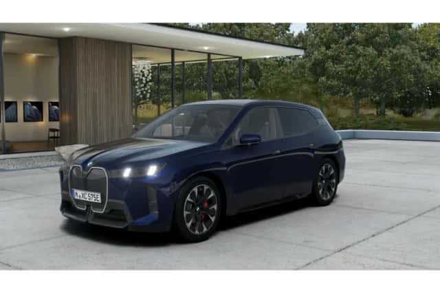 BMW iX (2026) thumbnail 1