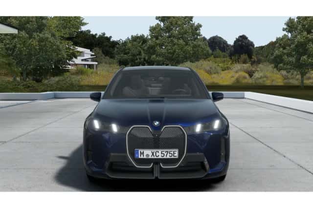 BMW iX (2026) thumbnail 3