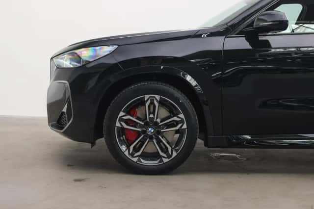 BMW iX1 (2026) thumbnail 5