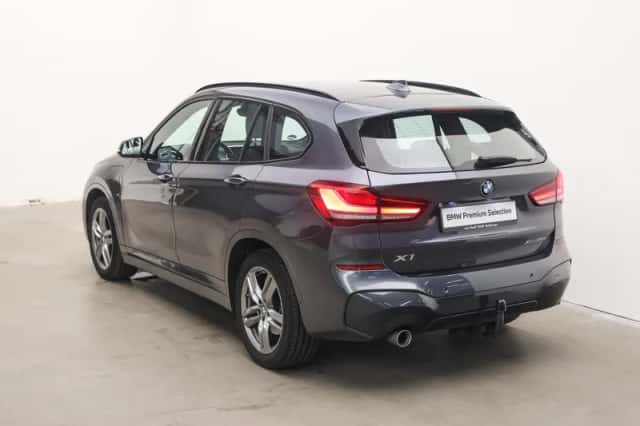 BMW X1 (2021) thumbnail 2