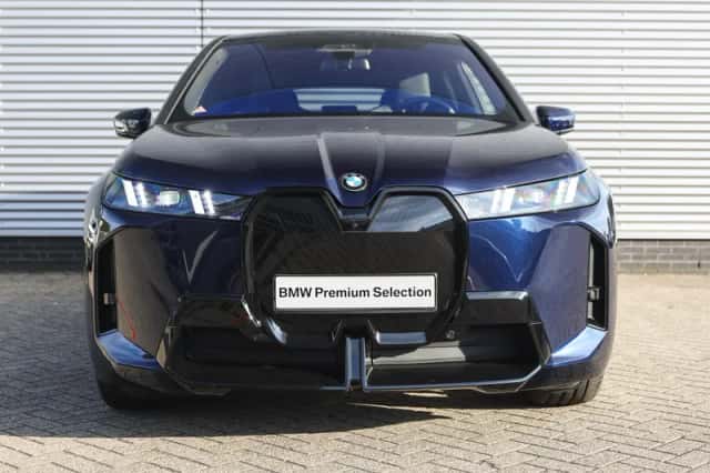 BMW iX (2026) thumbnail 5