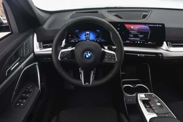 BMW X1 (2026) thumbnail 3