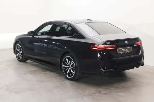 BMW i5 (2026) thumbnail 2