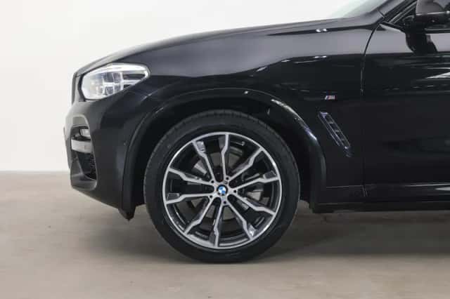 BMW X4 (2021) thumbnail 4