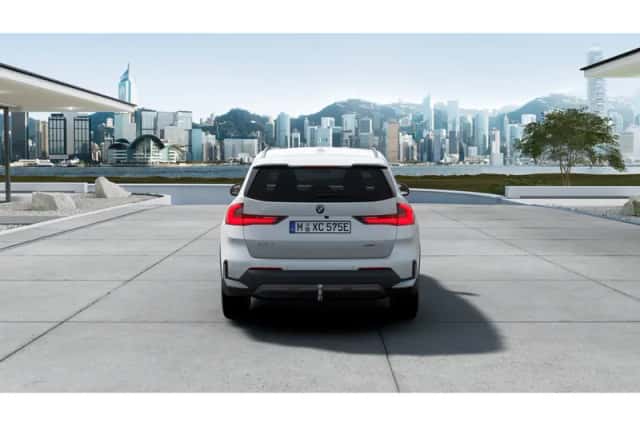 BMW iX1 (2026) thumbnail 4