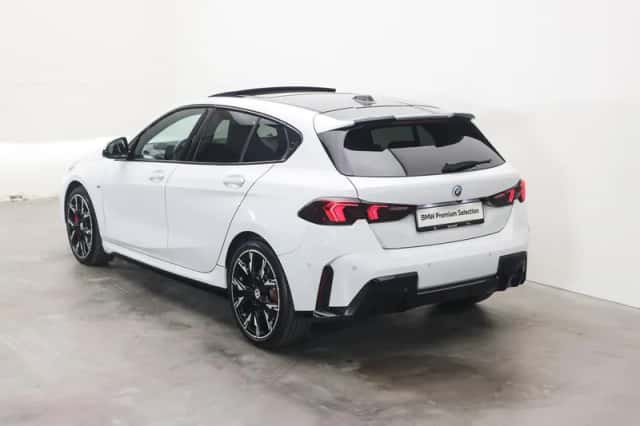 BMW 1-Serie (2024) thumbnail 2
