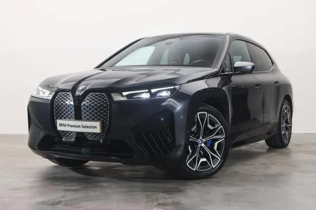 BMW iX (2021) thumbnail 1