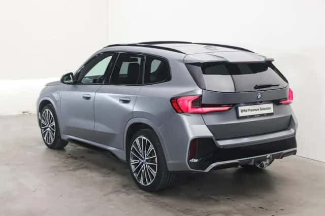 BMW X1 (2024) thumbnail 2