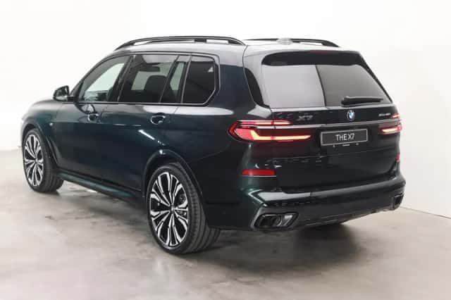 BMW X7 (2026) thumbnail 2