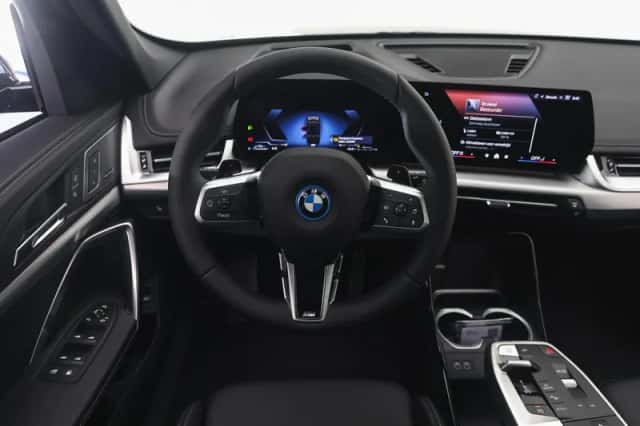 BMW X1 (2026) thumbnail 3