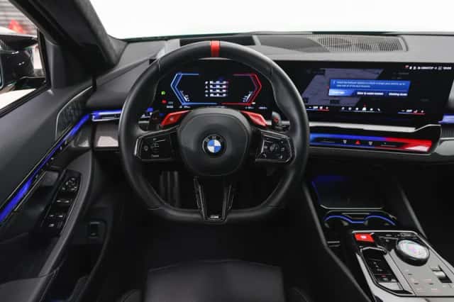 BMW M5 (2025) thumbnail 3