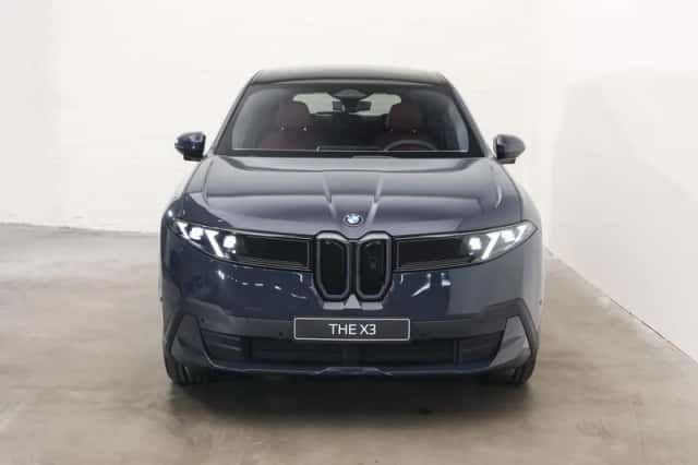 BMW iX3 (2026) thumbnail 5