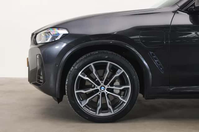 BMW X3 (2021) thumbnail 4