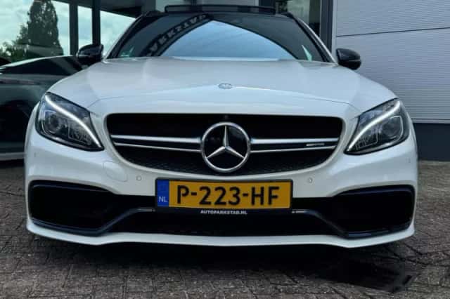Mercedes-Benz C-Klasse (2017) thumbnail 4