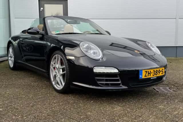 Porsche 911 (2011) thumbnail 4