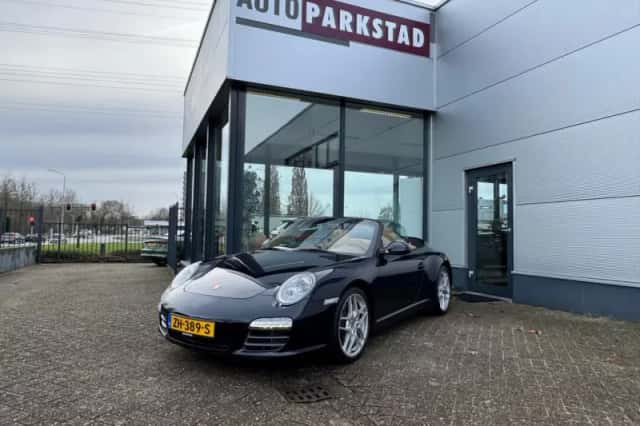 Porsche 911 (2011) thumbnail 6